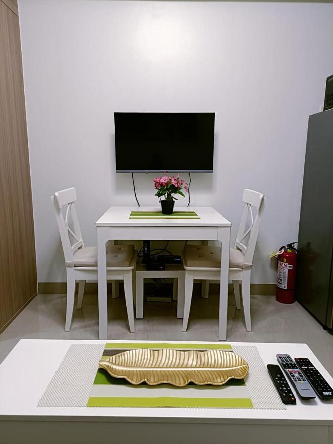 Home Away From Home Manila Exteriér fotografie